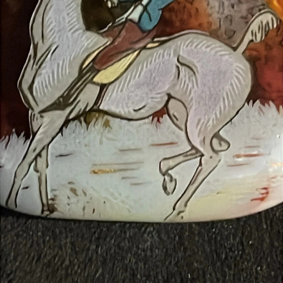 Vintage glass 3D hose riding pendent - Picture 4 of 6